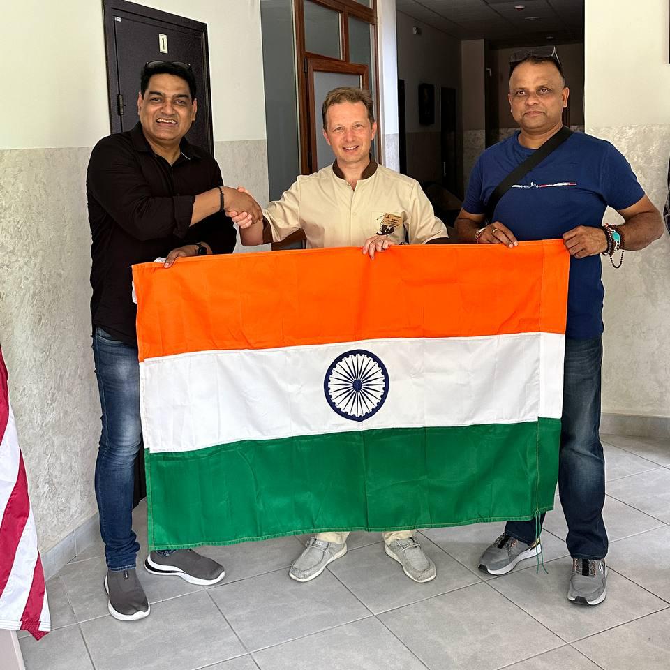 Dear guests from India at the InterFamily clinic