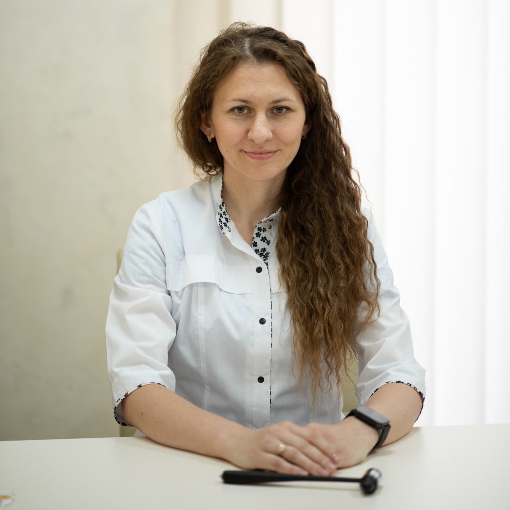 Meet Olga Ivanychuk, neurologist at the InterFamily clinic