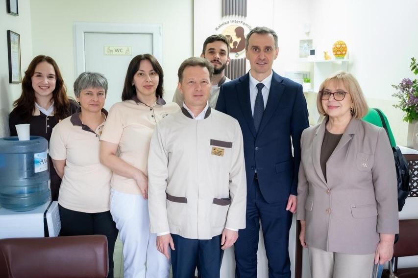 Клініка InterFamily приймала високу державну делегацію за участі Прем’єр-міністра України, Міністра охорони здоров’я та керівництва НСЗУ
