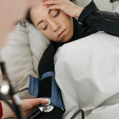 Диференційна діагностика та лікування головокружінь і синкопальних станів